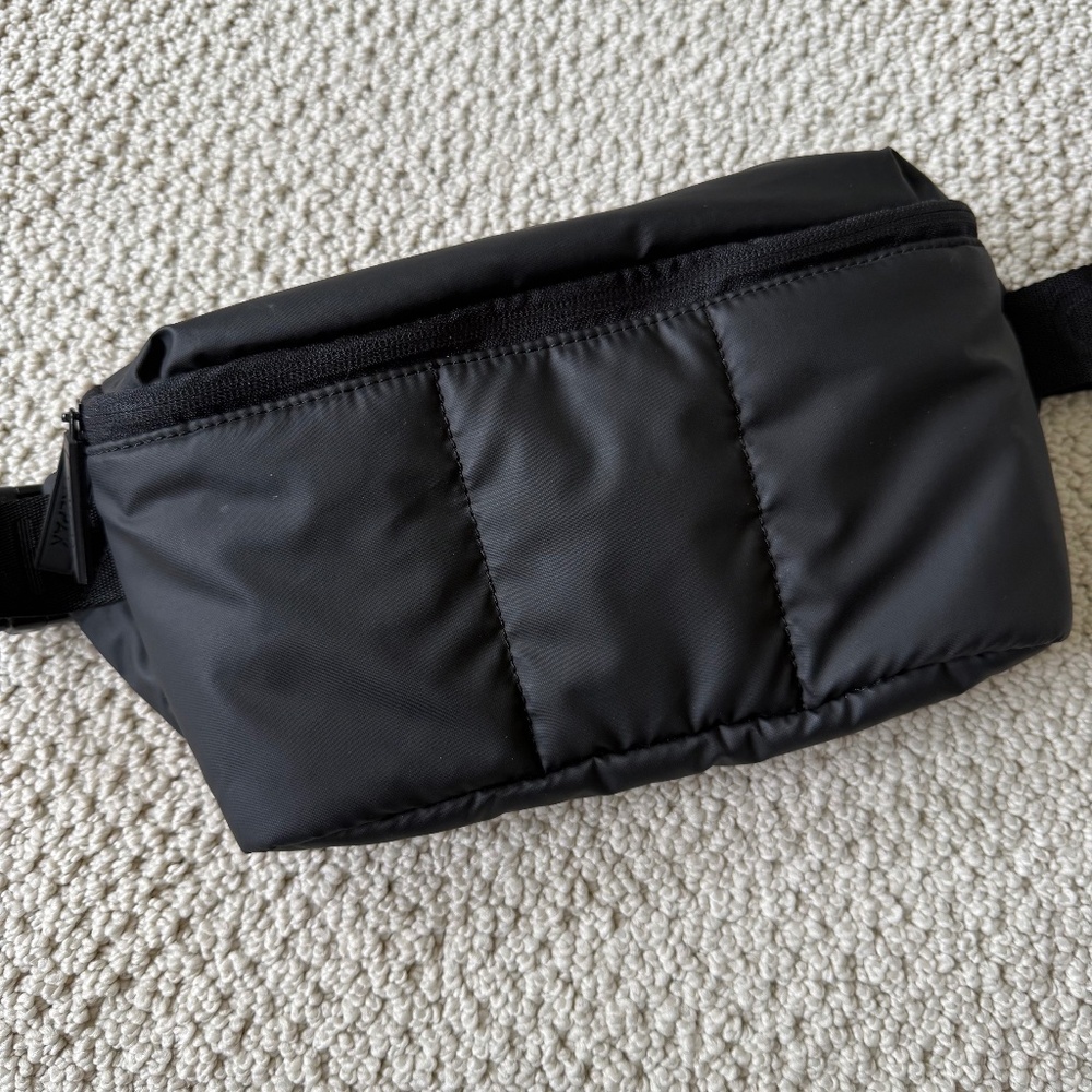 CALPAK Luka Belt Bag EUC